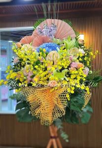 Mixed Flower Arrangement - Deluxe CODE 22799